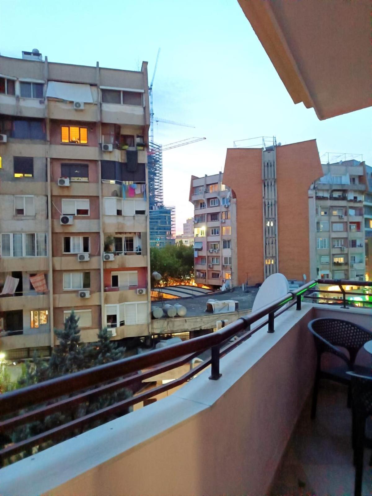 Golden * Tirana